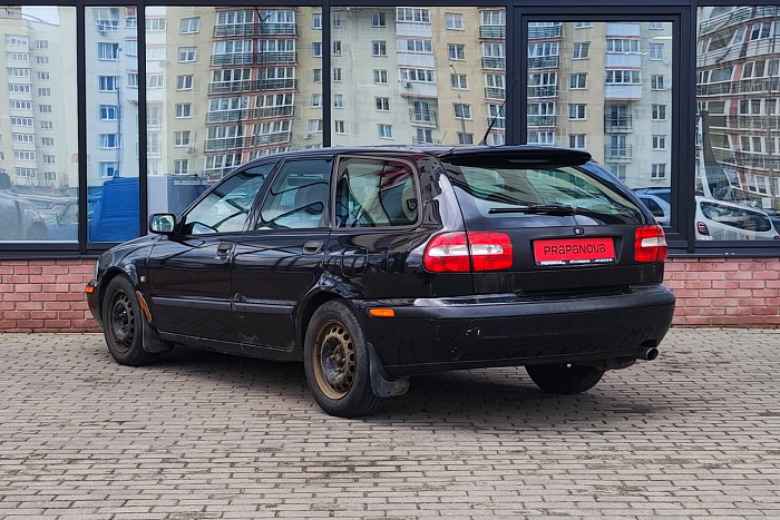 Volvo V40, Бензин, 2.0, Автомат, Передний привод, Универсал - 6