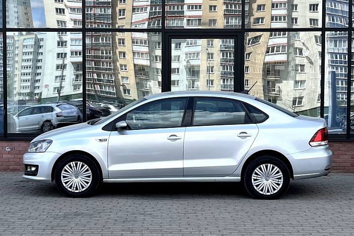 Volkswagen Polo Sedan, Бензин, 1.6, Автомат, Передний привод, Седан - 5