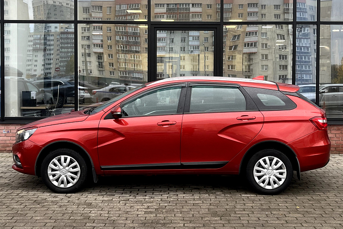 Lada Vesta SW, Бензин, 1.6, Механическая, Передний привод, Универсал - 4