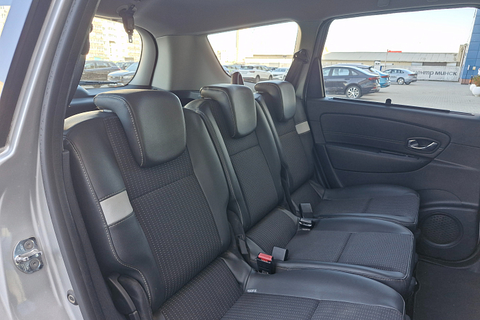 Renault Grand Scenic, Дизель, 1.5, Механическая, Передний привод, Минивэн - 13