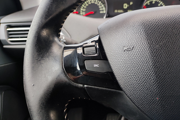 Peugeot 308, Дизель, 1.6, Автомат, Передний привод, Универсал - 19
