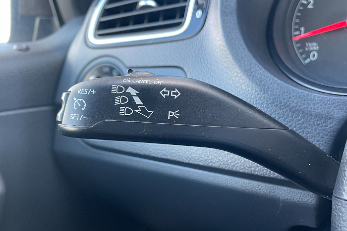 Volkswagen Polo, Бензин, 1.6, Автомат, Передний привод, Седан - 15