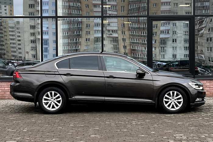 Volkswagen Passat B8, Бензин, 1.8, Робот, Передний привод, Седан - 2