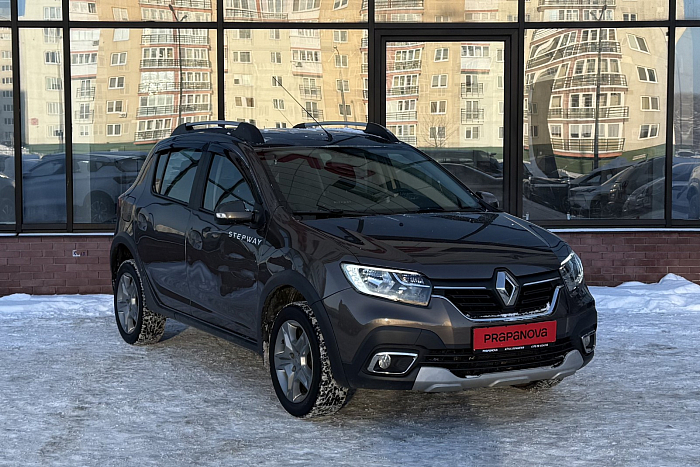 Renault Sandero Stepway II, Бензин, 1.6, Механическая, Передний привод, Хэтчбек - 2