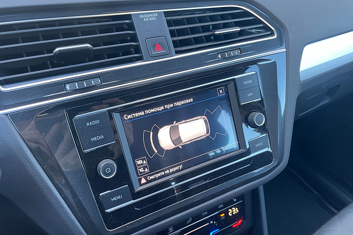 Volkswagen Tiguan, Бензин, 1.4, Робот, Передний привод, Кроссовер - 20