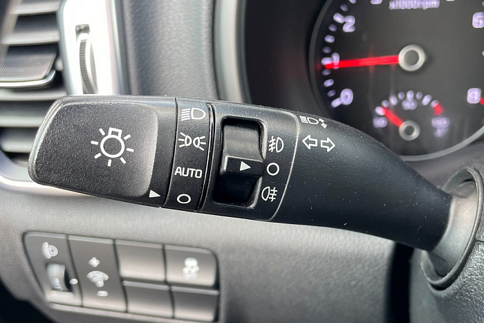 Kia Sportage, Бензин, 1.6, Механическая, Передний привод, Кроссовер - 17