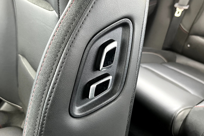 Geely Tugella, Бензин, 2.0, Автомат, Полный привод, Внедорожник - 23