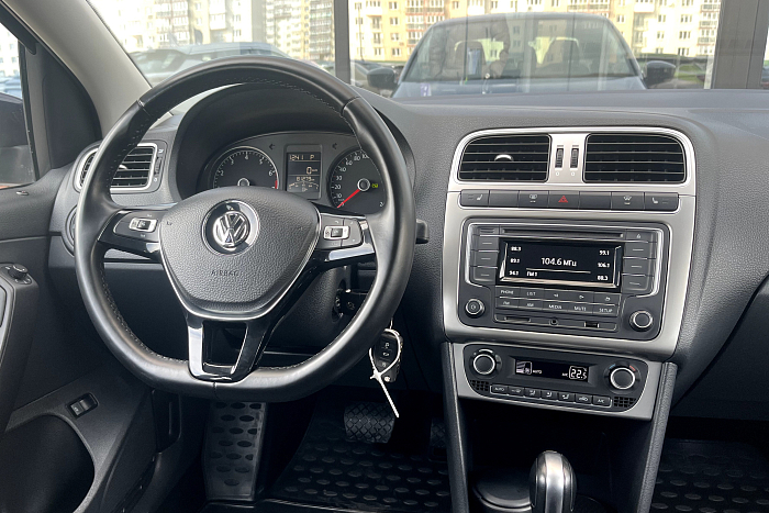 Volkswagen Polo Sedan, Бензин, 1.6, Автомат, Передний привод, Седан - 7