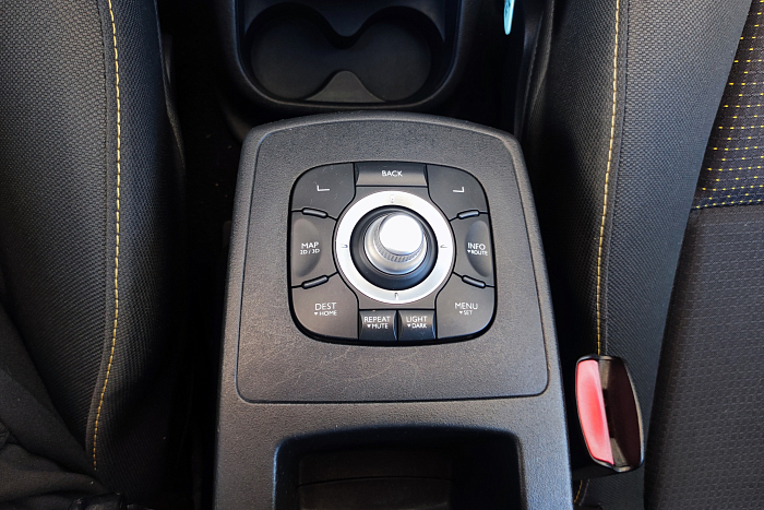 Renault Grand Scenic, Бензин, 1.4, Механическая, Передний привод, Минивэн - 19