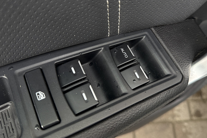 Geely Emgrand X7, Бензин, 2.0, Автомат, Передний привод - 23