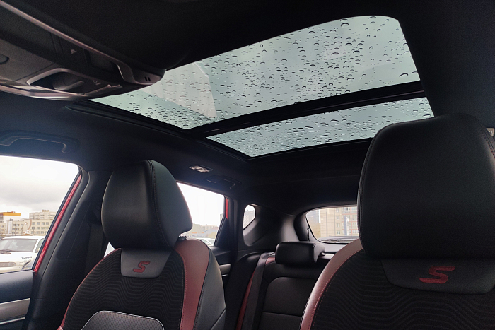 Geely Coolray, Бензин, 1.5, Робот, Передний привод, Внедорожник - 25