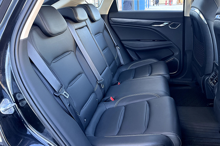 Geely Tugella, Бензин, 2.0, Автомат, Полный привод, Внедорожник - 10