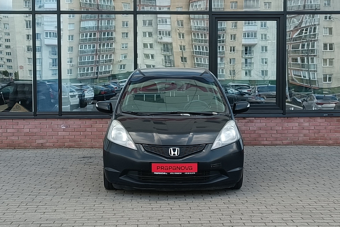 Honda Jazz, Бензин, 1.3, Механическая, Передний привод, Хэтчбек - 1