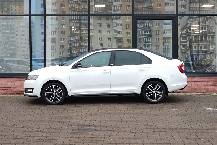 Skoda Rapid, Бензин, 1.4, Робот, Передний привод, Лифтбэк - 7
