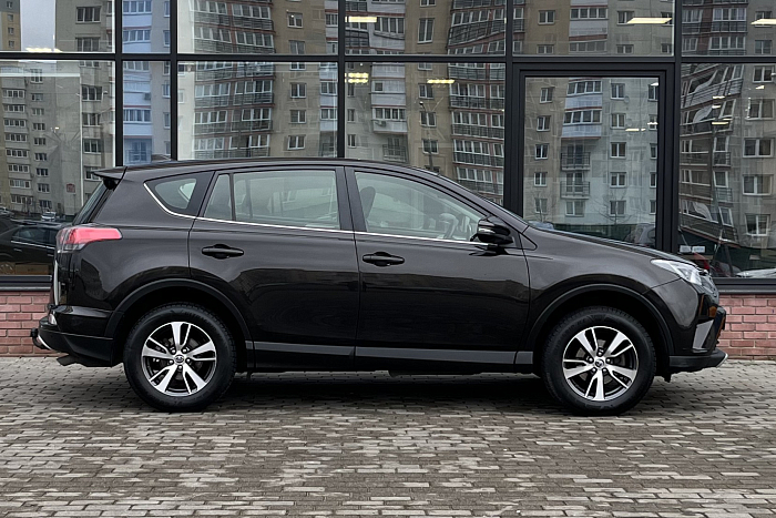 Toyota Rav4, Дизель, 2.0, Механическая, Передний привод, Внедорожник - 2