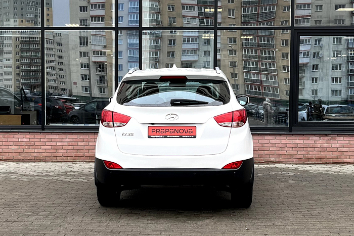 Hyundai ix35, Бензин, 2.0, Автомат, Передний привод, Внедорожник - 4