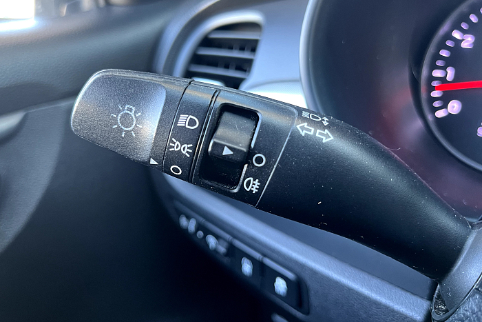 Kia Rio X-line, Бензин, 1.6, Автомат, Передний привод, Хэтчбек - 17