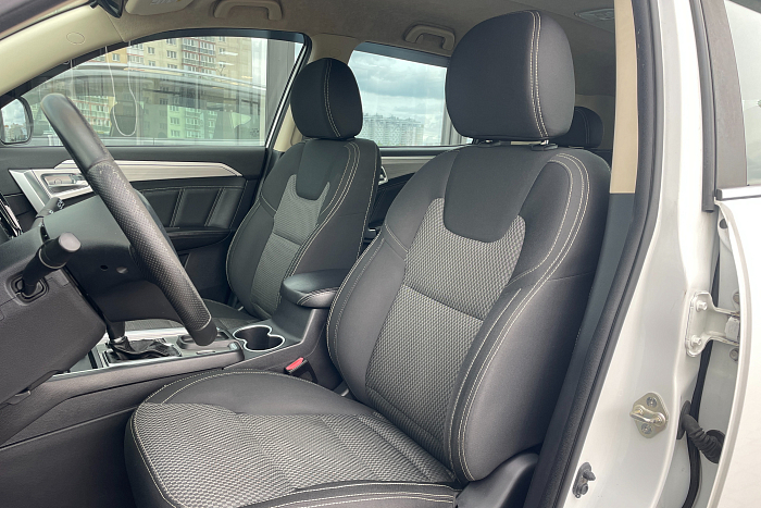 Geely Emgrand X7, Бензин, 2.0, Автомат, Передний привод, Внедорожник - 10