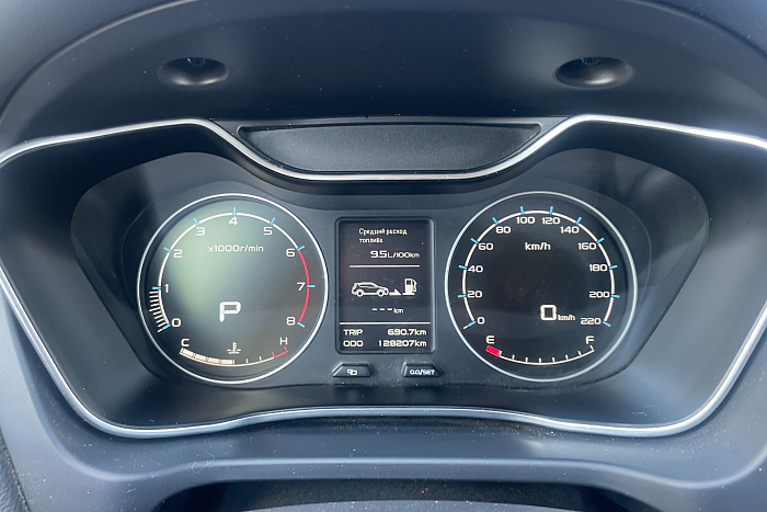 Geely Emgrand X7, Бензин, 2.0, Автомат, Передний привод, Внедорожник - 14