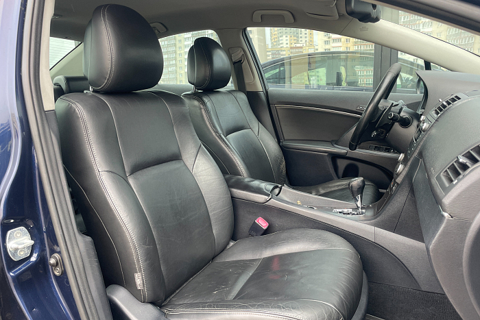 Toyota Avensis, Бензин, 2.0, Вариатор, Передний привод, Седан - 11