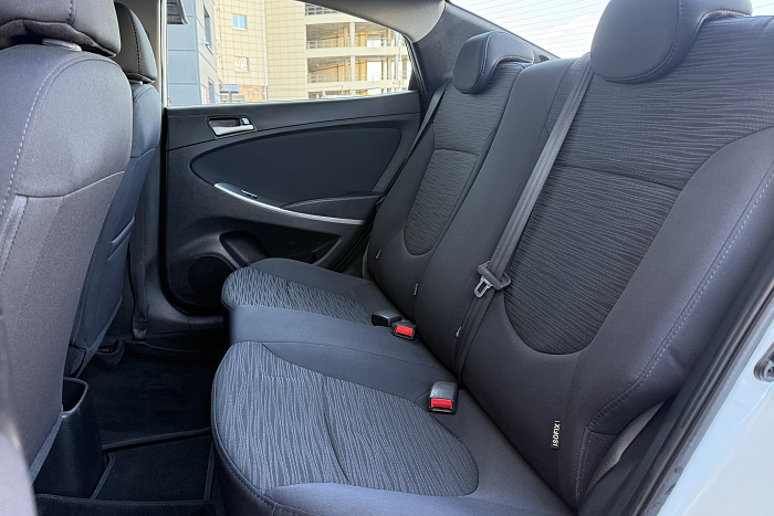 Hyundai Solaris, Бензин, 1.6, Механическая, Передний привод, Седан - 13