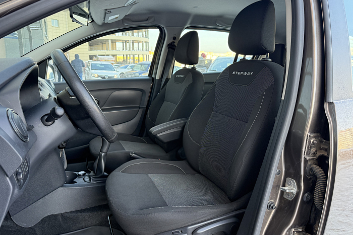 Renault Sandero Stepway II, Бензин, 1.6, Механическая, Передний привод, Хэтчбек - 9