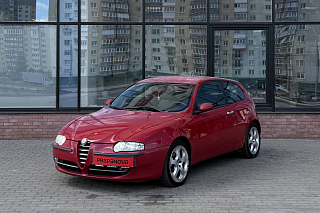Alfa Romeo 147, Бензин, 1.6, Механическая, Передний привод, Хэтчбек