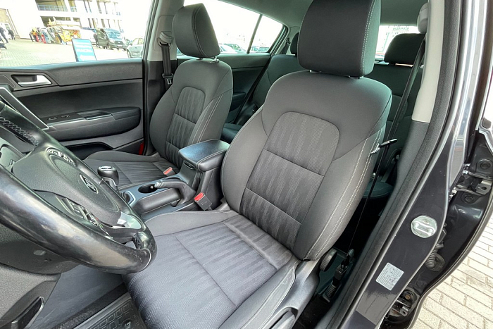 Kia Sportage, Бензин, 1.6, Механическая, Передний привод, Кроссовер - 10