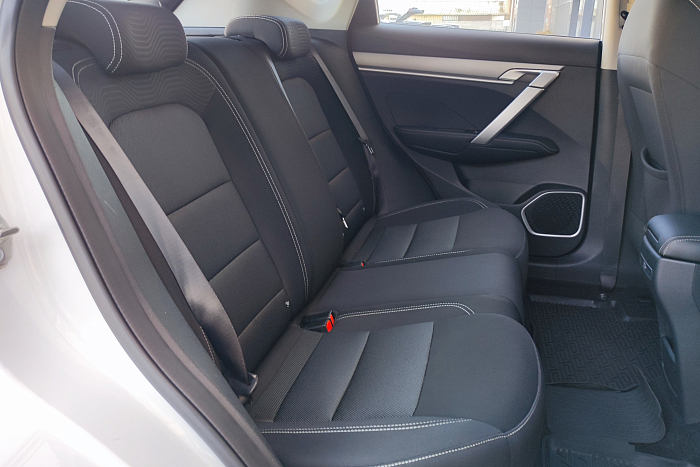 Geely Coolray, Бензин, 1.5, Робот, Передний привод, Внедорожник - 13