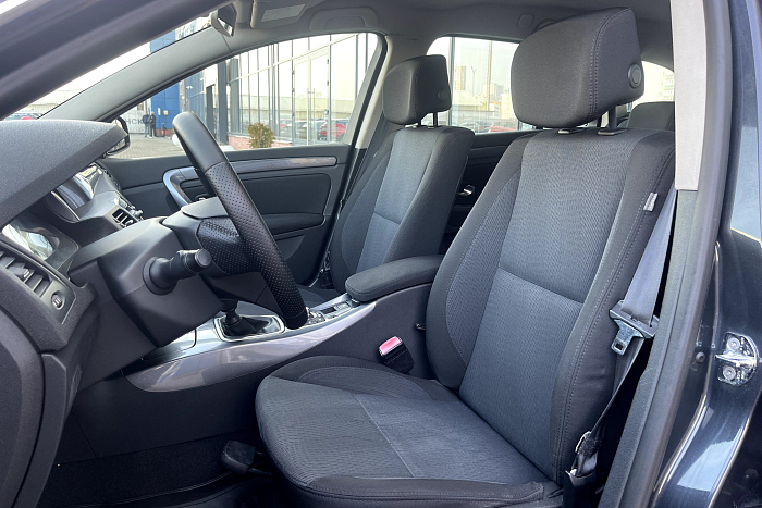 Renault Laguna, Дизель, 1.5, Механическая, Передний привод, Универсал - 8