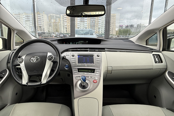 Toyota Prius, Бензин, 1.8, Вариатор, Передний привод, Хэтчбек - 7