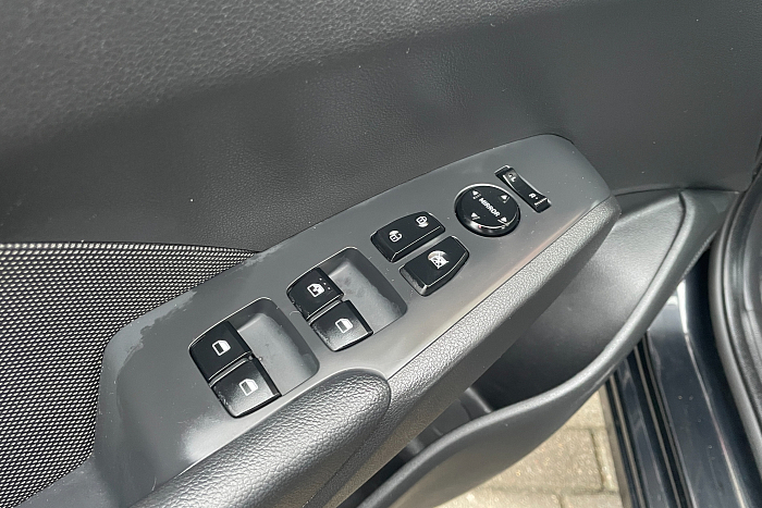 Hyundai  Accent, Бензин, 1.6, Автомат, Передний привод, Седан - 21