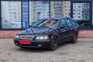Volvo V40, Бензин, 2.0, Автомат, Передний привод, Универсал