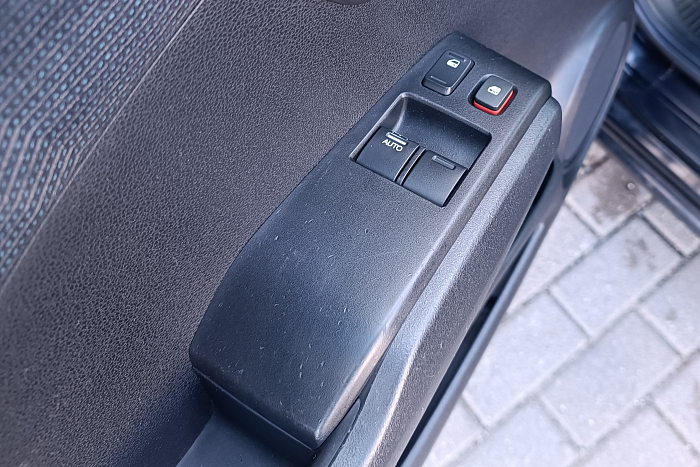 Honda Jazz, Бензин, 1.3, Механическая, Передний привод, Хэтчбек - 19