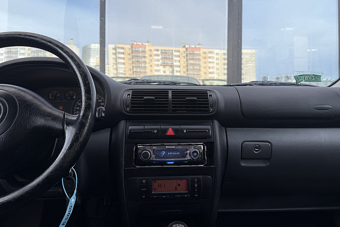 SEAT Toledo, Бензин, 1.6, Механическая, Передний привод, Седан - 13