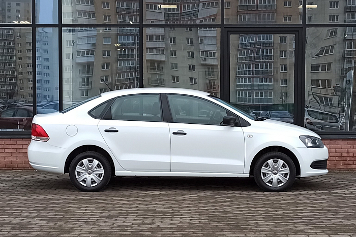 Volkswagen Polo, Бензин, 1.6, Механическая, Передний привод, Седан - 7