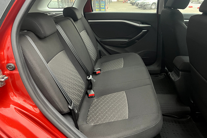 Lada Vesta SW, Бензин, 1.6, Механическая, Передний привод, Универсал - 12