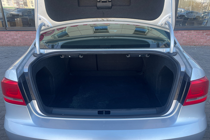 Volkswagen Passat, Бензин, 1.8, Механическая, Передний привод, Седан - 20