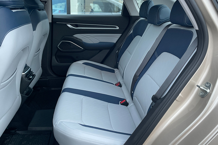 Geely Emgrand, Бензин, 1.5, Автомат, Передний привод, Седан - 12