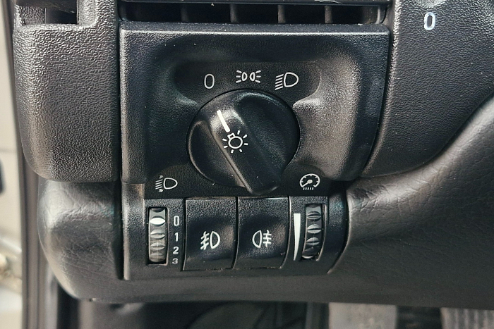 Opel Vectra, Дизель, 2.0, Механическая, Передний привод, Седан - 14