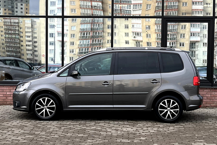 Volkswagen Touran, Дизель, 1.6, Механическая, Передний привод, Минивэн - 5
