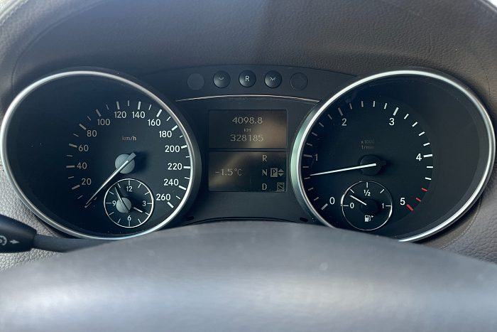 Mercedes-Benz GL 420 CDI, Дизель, 4.0, Автомат, Полный привод, Внедорожник - 14