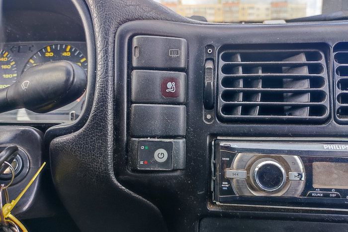 SEAT Cordoba, Газ-бензин, 1.6, Механическая, Передний привод, Седан - 16