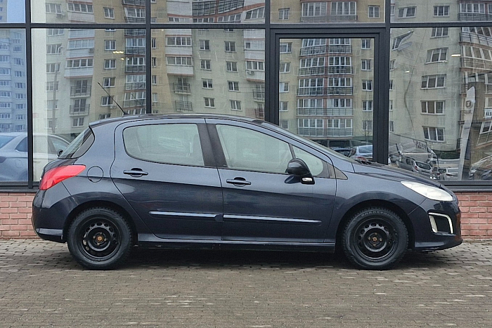 Peugeot 308, Бензин, 1.6, Автомат, Передний привод, Хэтчбек - 7
