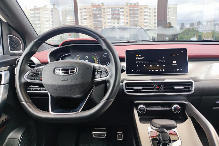 Geely Coolray, Бензин, 1.5, Робот, Передний привод, Внедорожник - 9