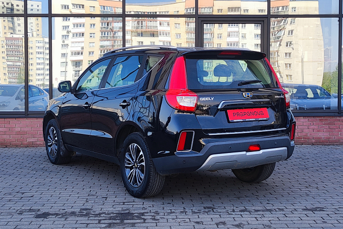 Geely Emgrand X7, Бензин, 2.0, Автомат, Передний привод, Внедорожник - 6