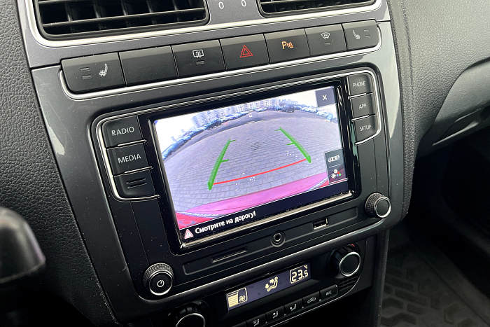 Volkswagen Polo Sedan, Бензин, 1.4, Механическая, Передний привод, Седан - 14