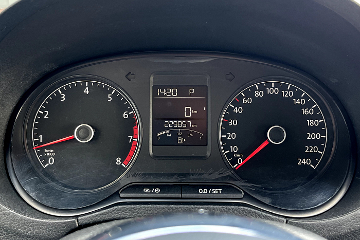 Volkswagen Polo Sedan, Бензин, 1.6, Автомат, Передний привод, Седан - 12