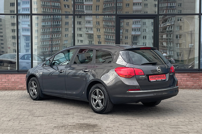 Opel Astra, Дизель, 1.6, Механическая, Передний привод, Универсал - 7