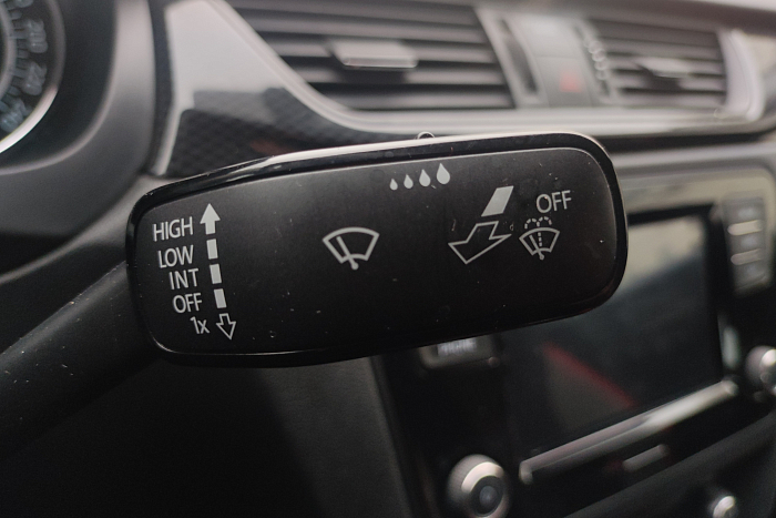 Skoda Rapid, Бензин, 1.4, Робот, Передний привод, Лифтбэк - 20